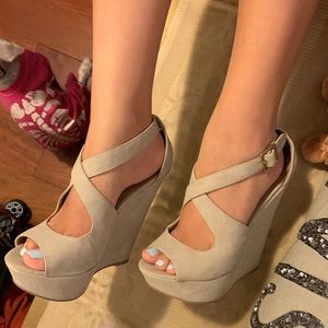 Steve Madden Wedges